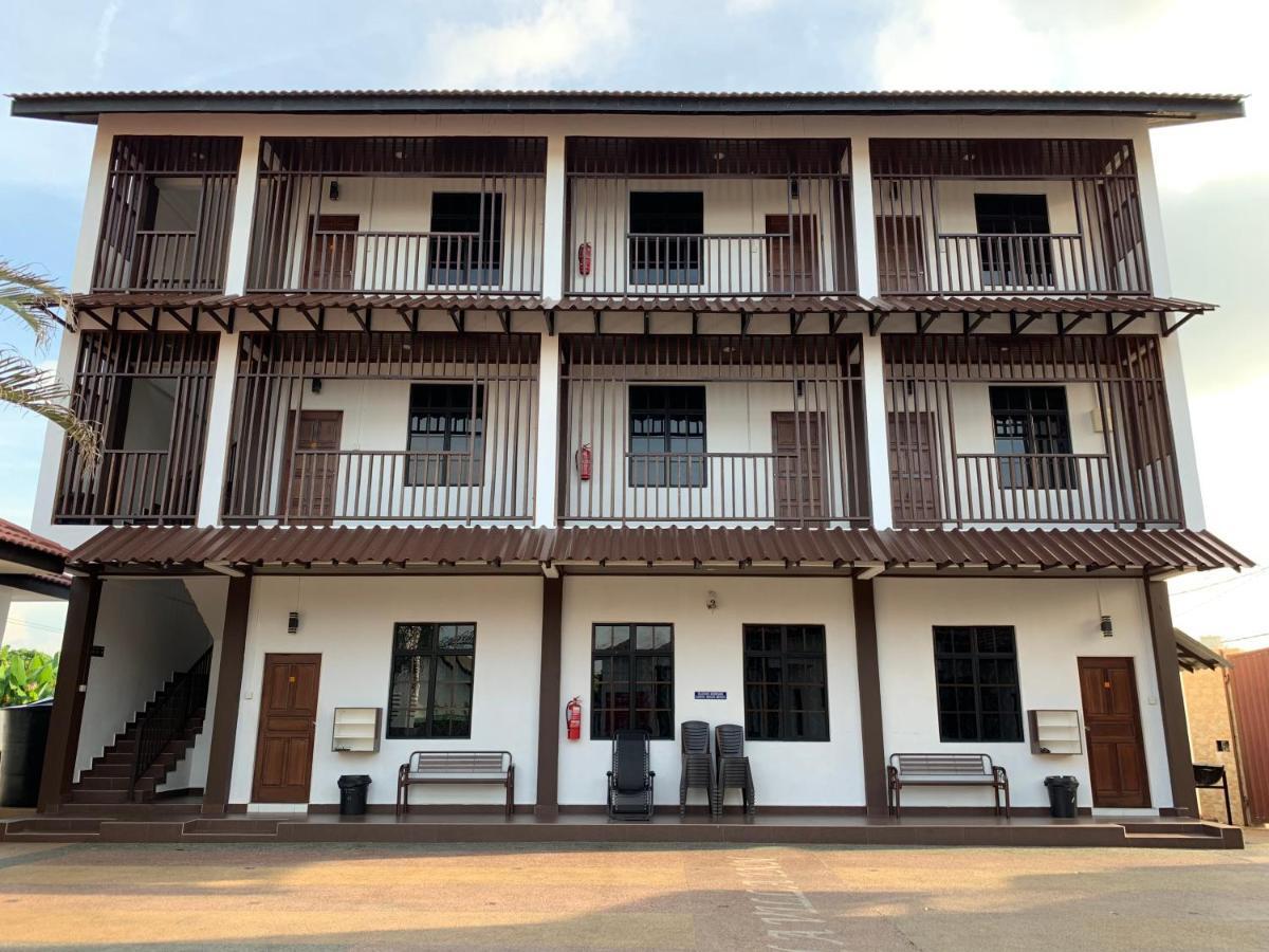Wan Danisha Villa Inn Kota Bharu Esterno foto