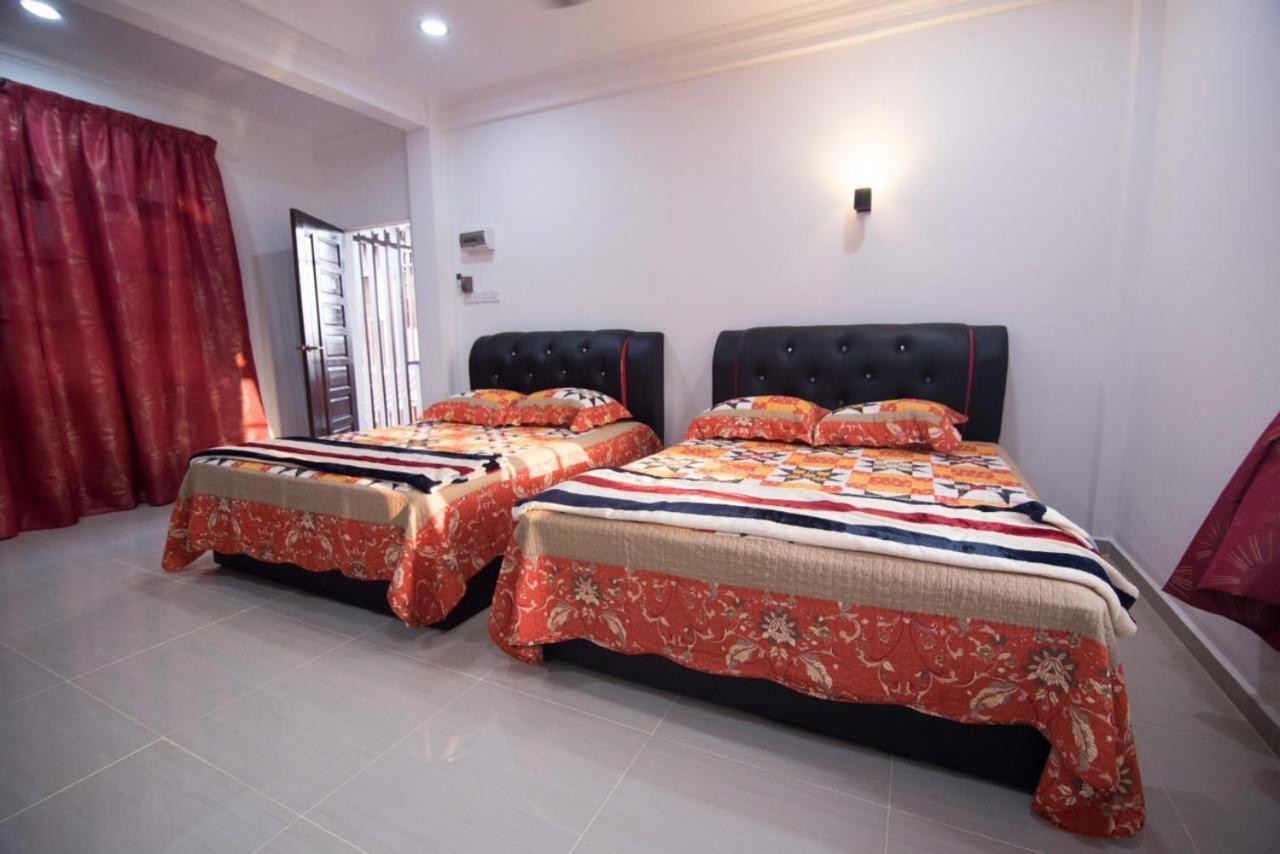 Wan Danisha Villa Inn Kota Bharu Esterno foto