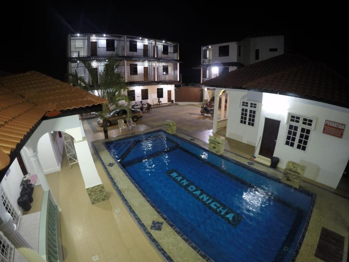 Wan Danisha Villa Inn Kota Bharu Esterno foto