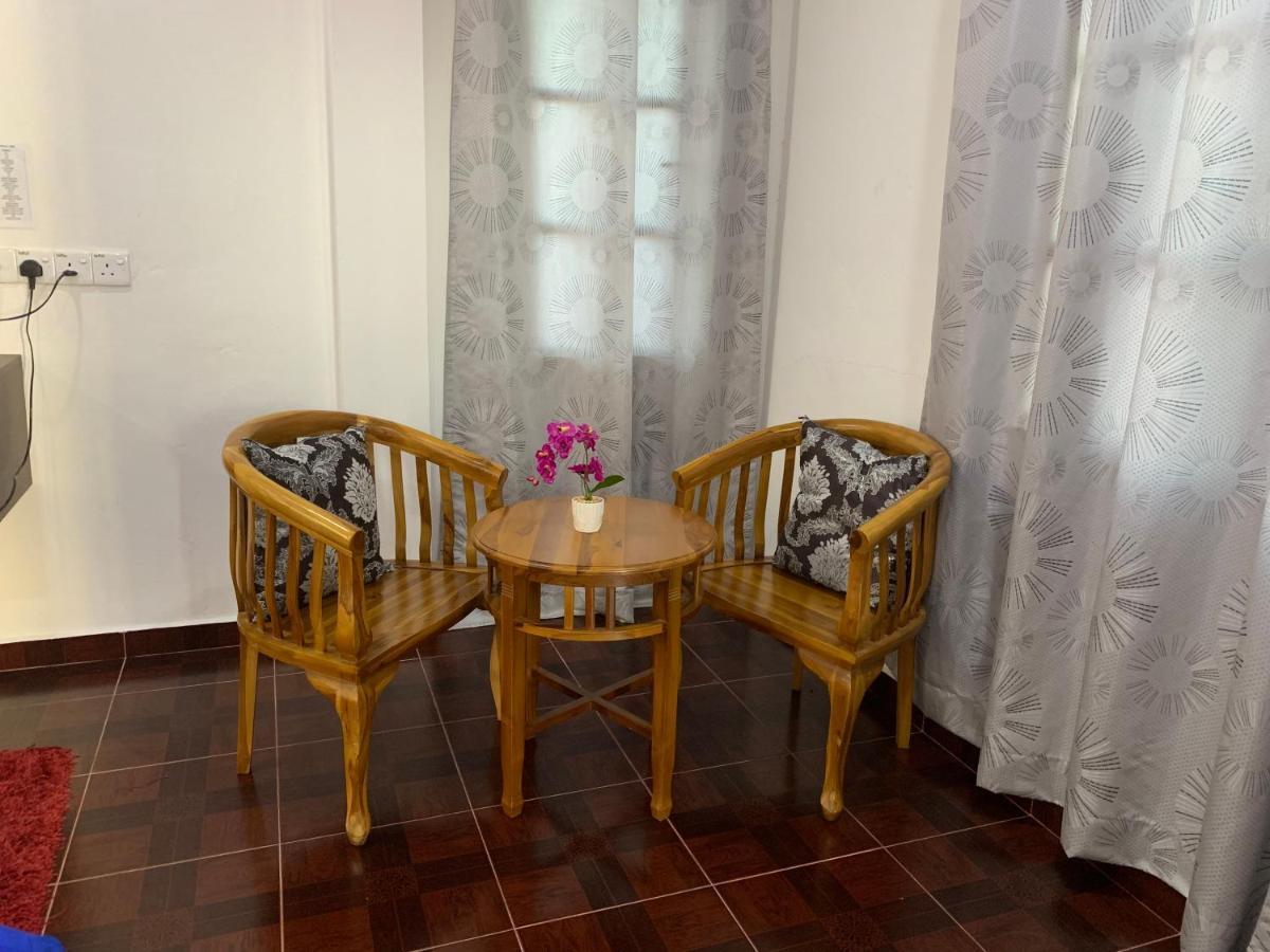 Wan Danisha Villa Inn Kota Bharu Esterno foto