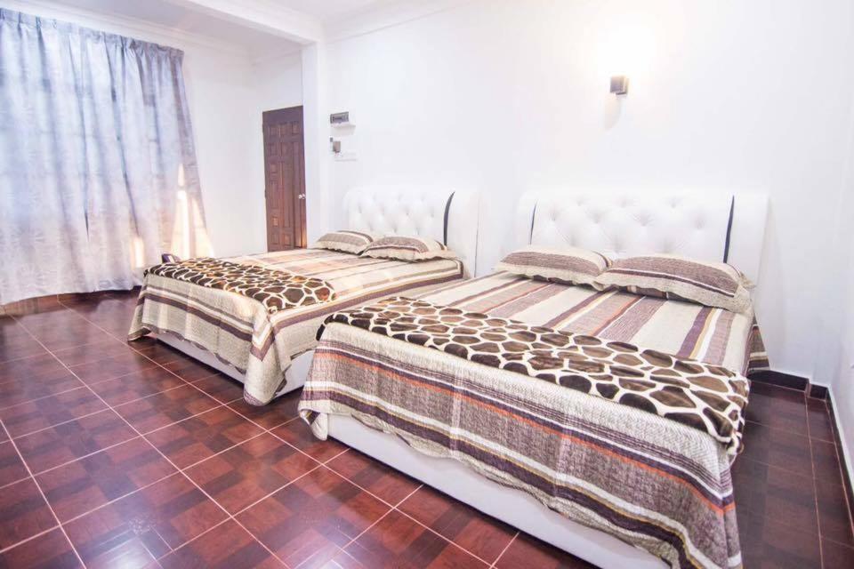Wan Danisha Villa Inn Kota Bharu Esterno foto